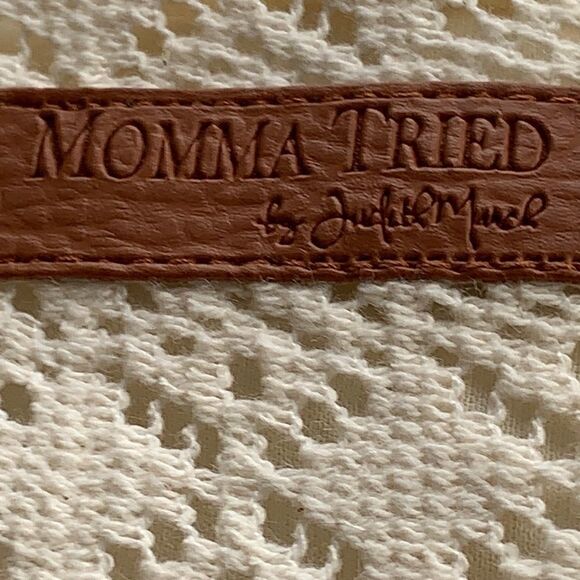 Momma tried by Judith March size large dress w/embroidery detail & bell sleeves - Picture 5 of 9